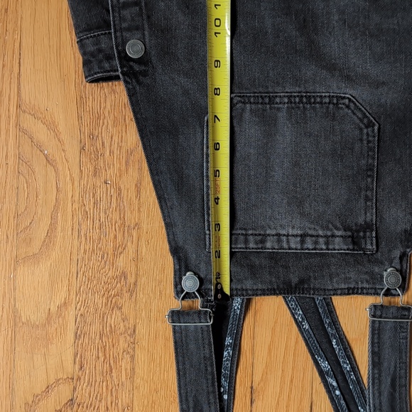 Free People Washed Black Denim Overall Dress Button Side Sz 2 - Picture 12 of 13